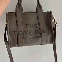 Marc Jacobs small tote taupe Gray