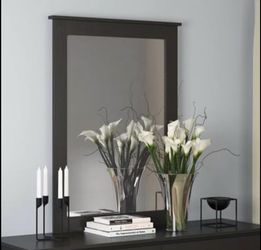 Dresser mirror