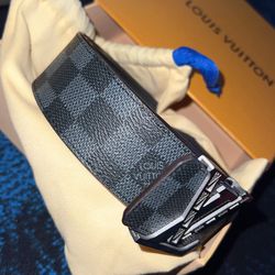 Louis Vuitton Belt for Sale in Lancaster, CA - OfferUp