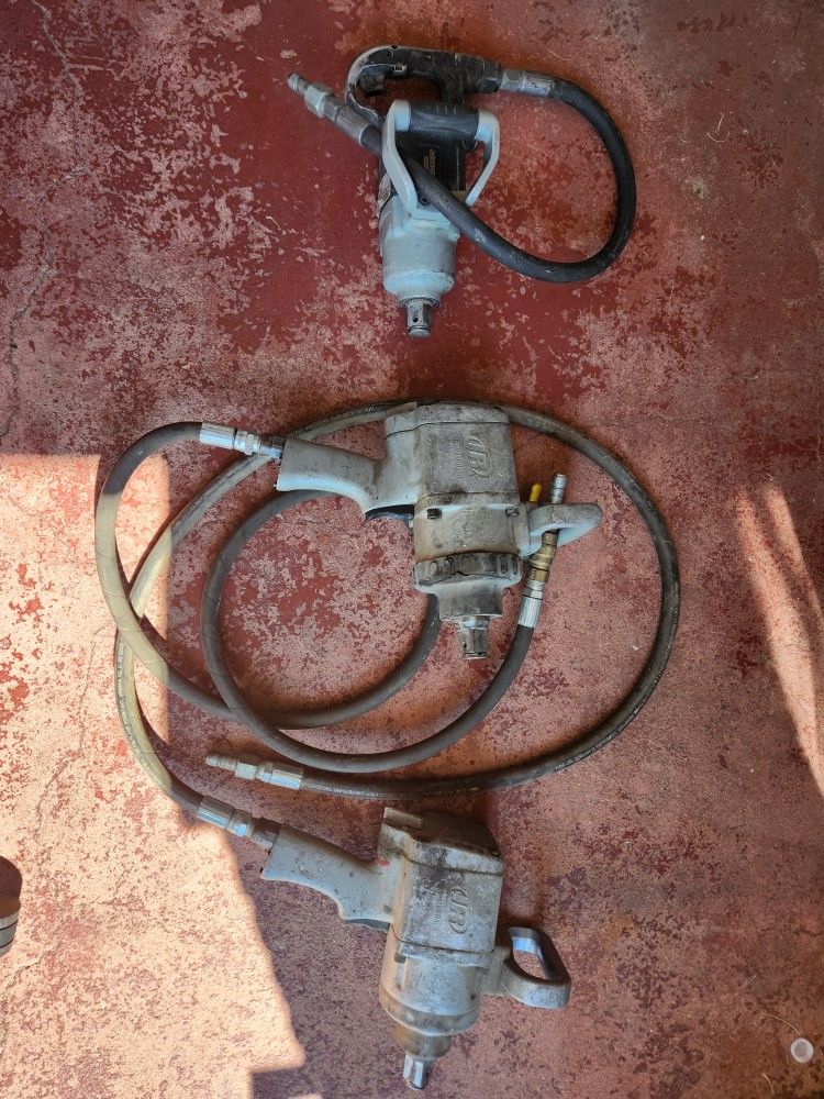 Tools 1" Drive Air Guns 