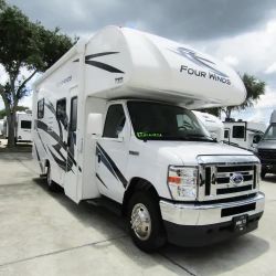 2022 Thor motorcoach Four Winds 22E