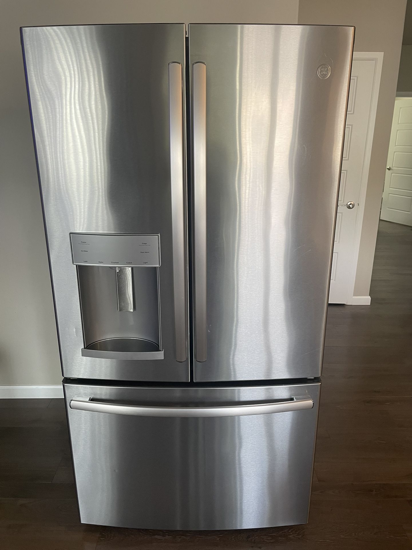 GE Refrigerator