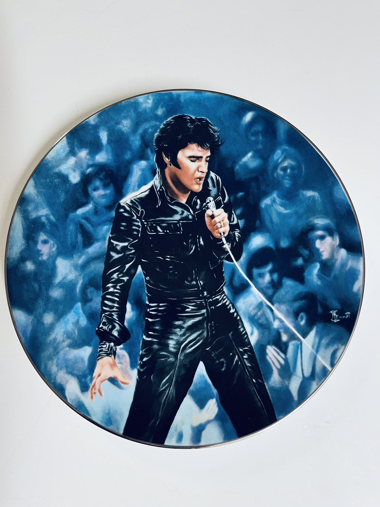 Elvis Presley Vintage Collector Art Plate from the iconic 1968 Comenack Special