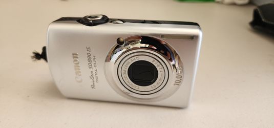Canon pocket digital camera (SD880 IS)