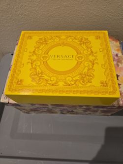 Versace Yellow Diamond