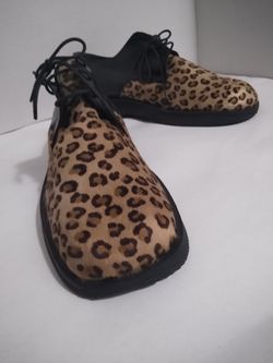 PANTHER PRINT LACE UPS