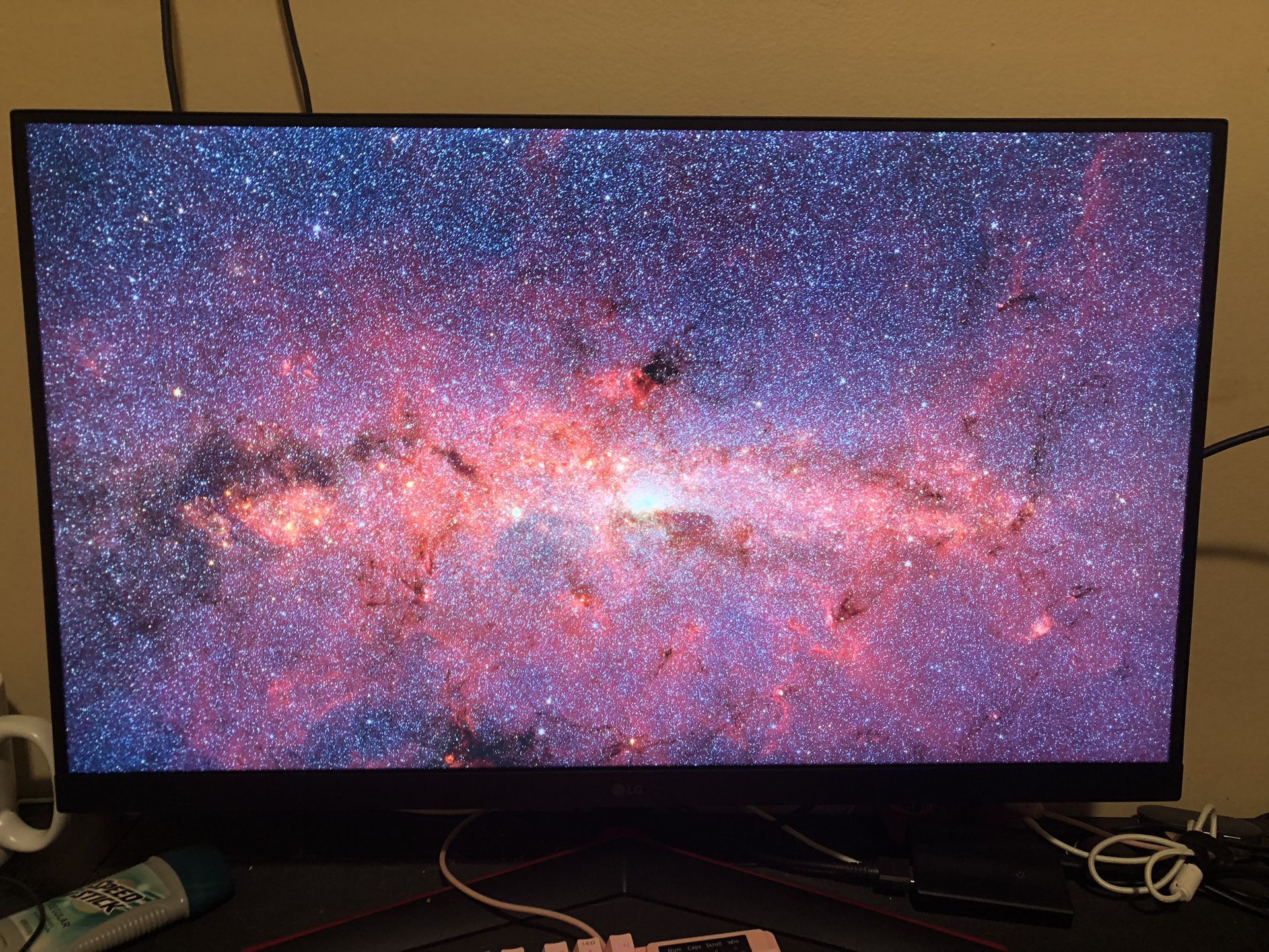 *$200 OR BEST OFFER!* 32 Inch 4K LG UltraGear Gaming Monitor QHD 144Hz HDR10 with FreeSync