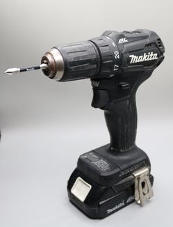 Makita XFD11 Driver Drill 18v 2.0 AH Battery