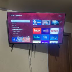 TCL Roku TV 43" 
