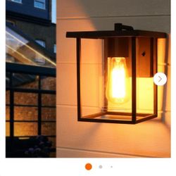 Outdoor Wall Lantern (Black)