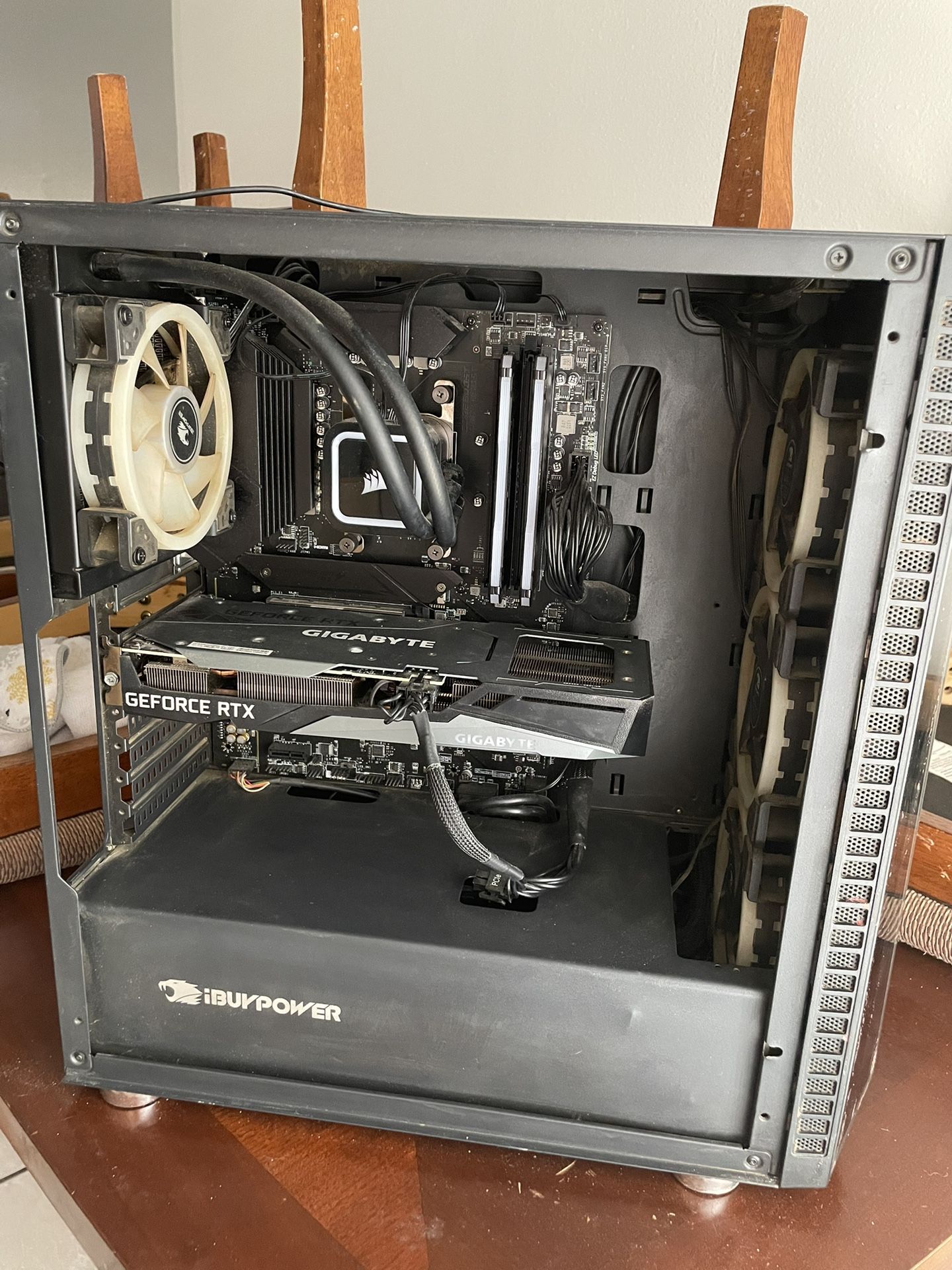 Pc For Sale 750 With Monitor Mouse N Keyboard Ready To Play