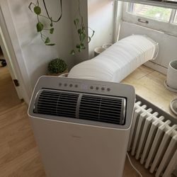 Midea Standing Portable AC unit