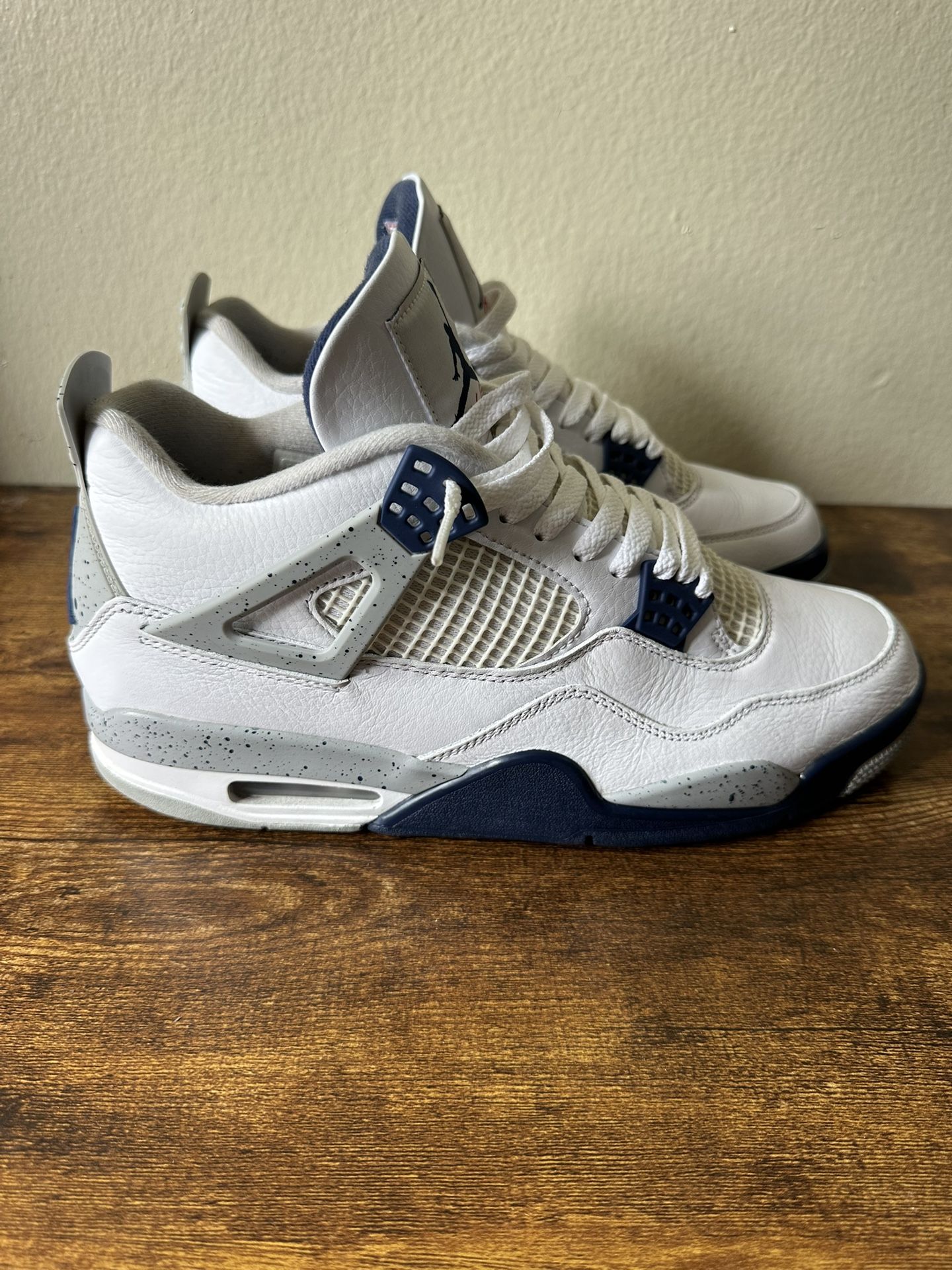 Jordan 4 Midnight Navy Size 10.5 Men’s