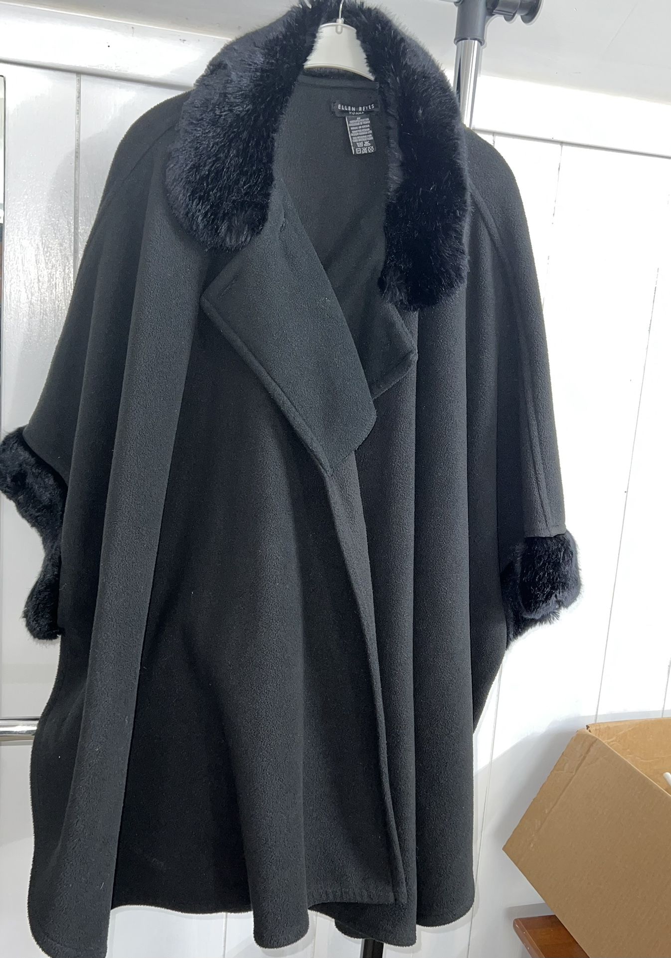 Womens Open Sleeve Poncho