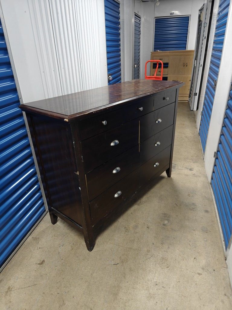 Wood Dresser