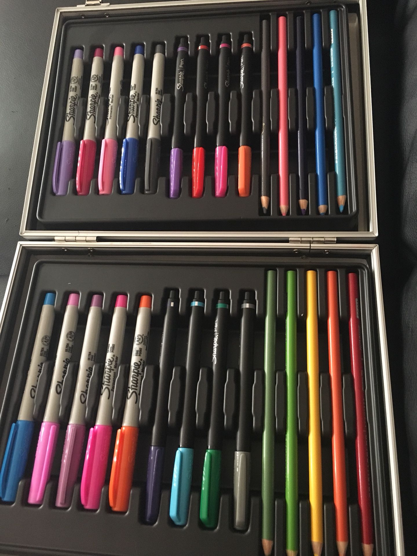 Sharpie Prismacolor art set. 28 piece - Drawing Instruments - Converse,  Texas, Facebook Marketplace
