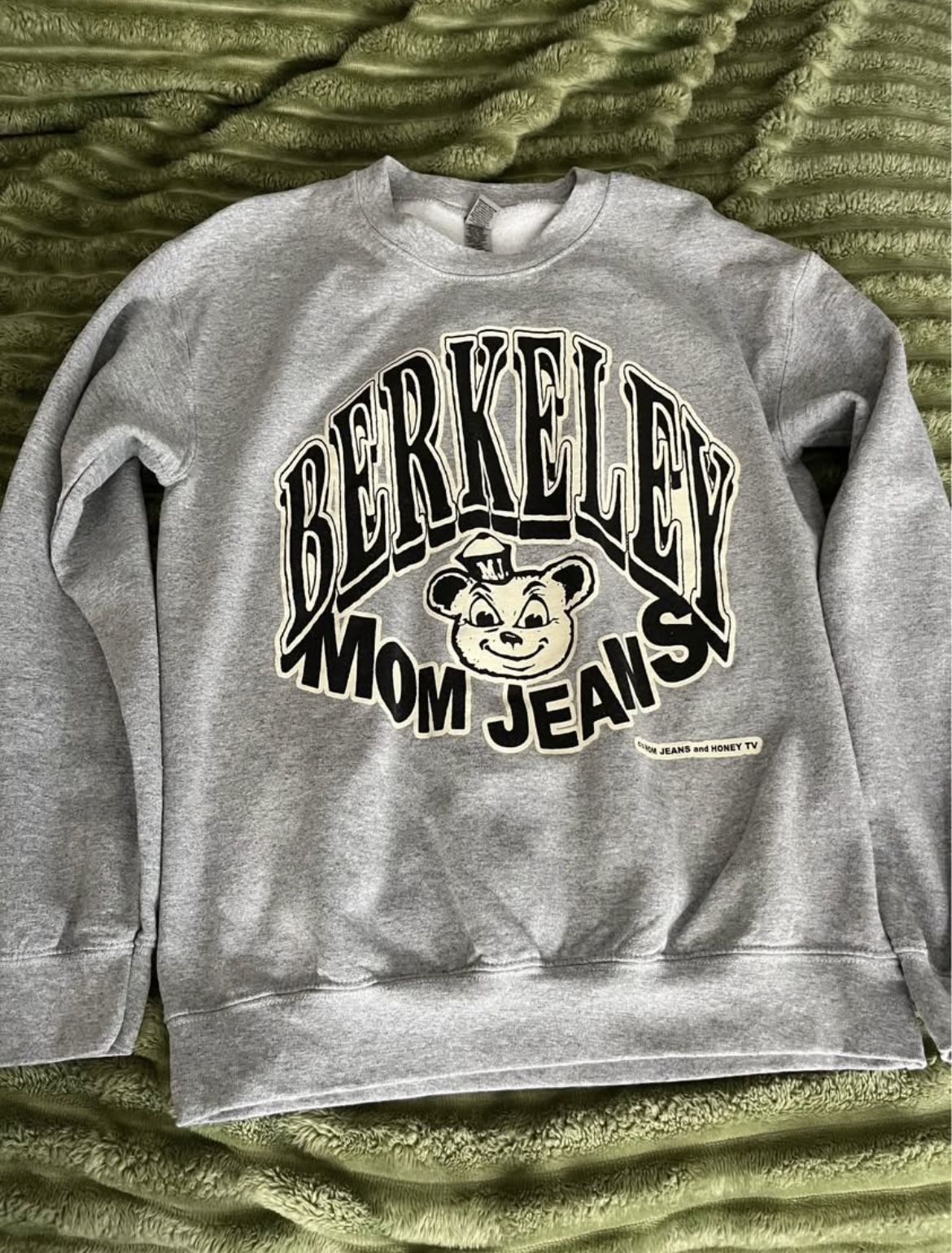 mom jeans tour merch crewneck