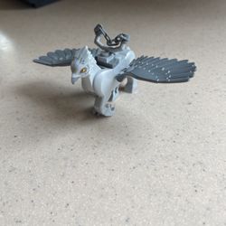 LEGO Harry Potter - Hippogriff (Buckbeak, Yellow Eyes, Dark Gray Beak)