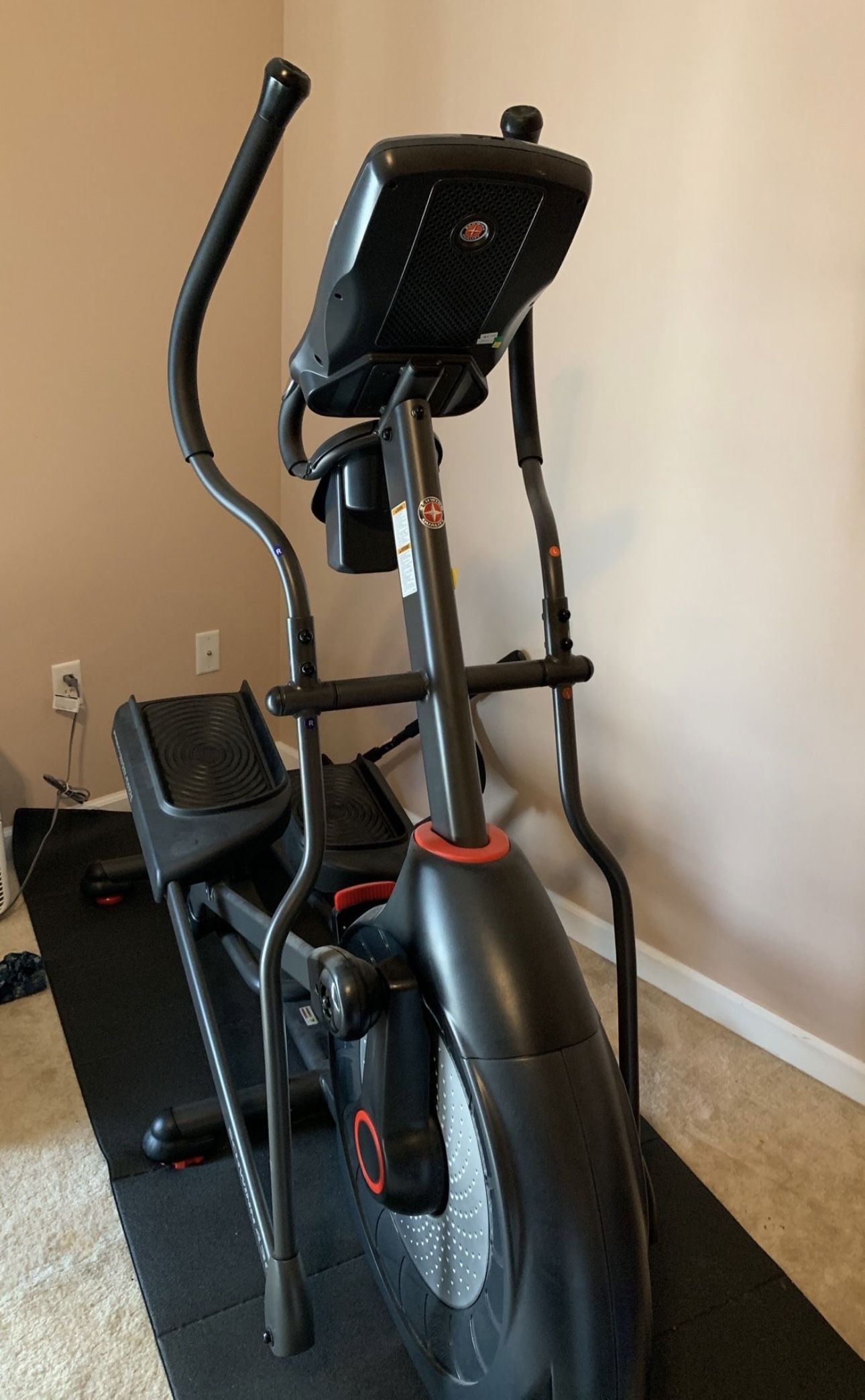 Schwinn 430 Elliptical 