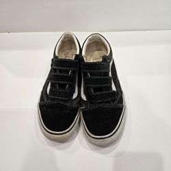 Vans sneakers womens size 7