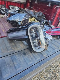 2022-2025 22-25 Rivian R1S-R1T LH HEADLIGHT HEADLAMP ASSEMBLY OEM