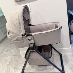 Nuna MIXX bassinet & stand (Pottery Barn Edition)