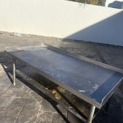 Equipment Stand, Mesa Para Equipo. Restaurant.