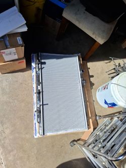 RADIATOR NEW FOR 04 ACURA TSX