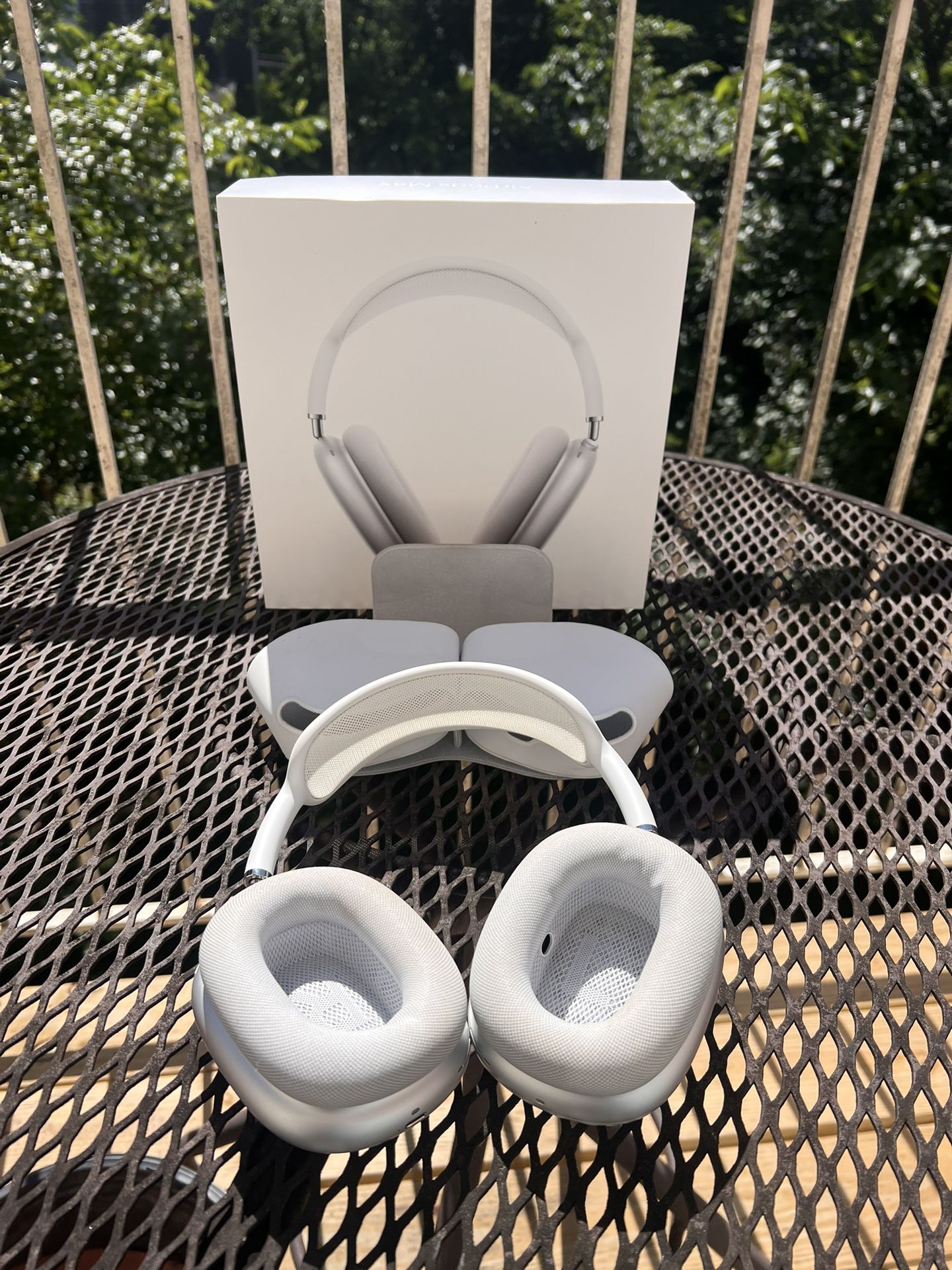 airpod maxes