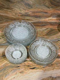 Princess House Fantasia Frosted Dinner, Luncheon & Dessert Plates