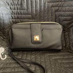 Black wallet