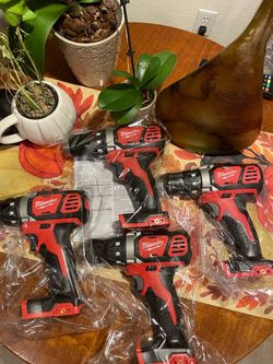 New Milwaukee Drill Drivers M18 $45 Each Cada Uno Firm-Firme (Tool Only Solo Herramienta)