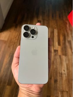 iPhone 15 Pro Max