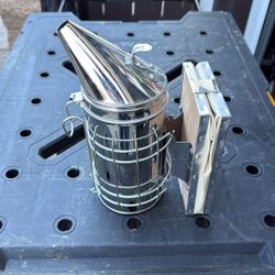 Bee Keeper Bee Hive Smoker