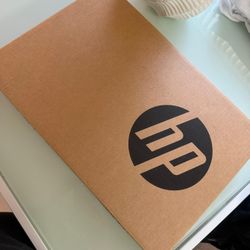 HP - 14" Laptop - Intel Processor N150 2025 - 4GB Memory - 128GB UFS - Pale Rose Gold