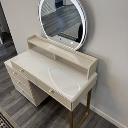 Happy Tiger Vanity Set