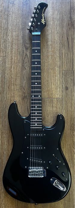 HONDO 1980’s STRATOCASTER STYLE ELECTRIC GUITAR VINTAGE