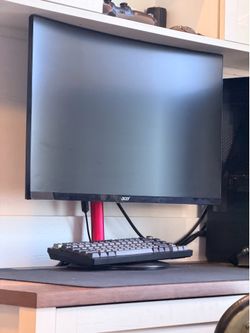 Acer Nitro 27”     2560 × 1440 (QHD / 1440p) monitor