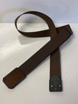 Groove Life Belts with Magnetic Buckles