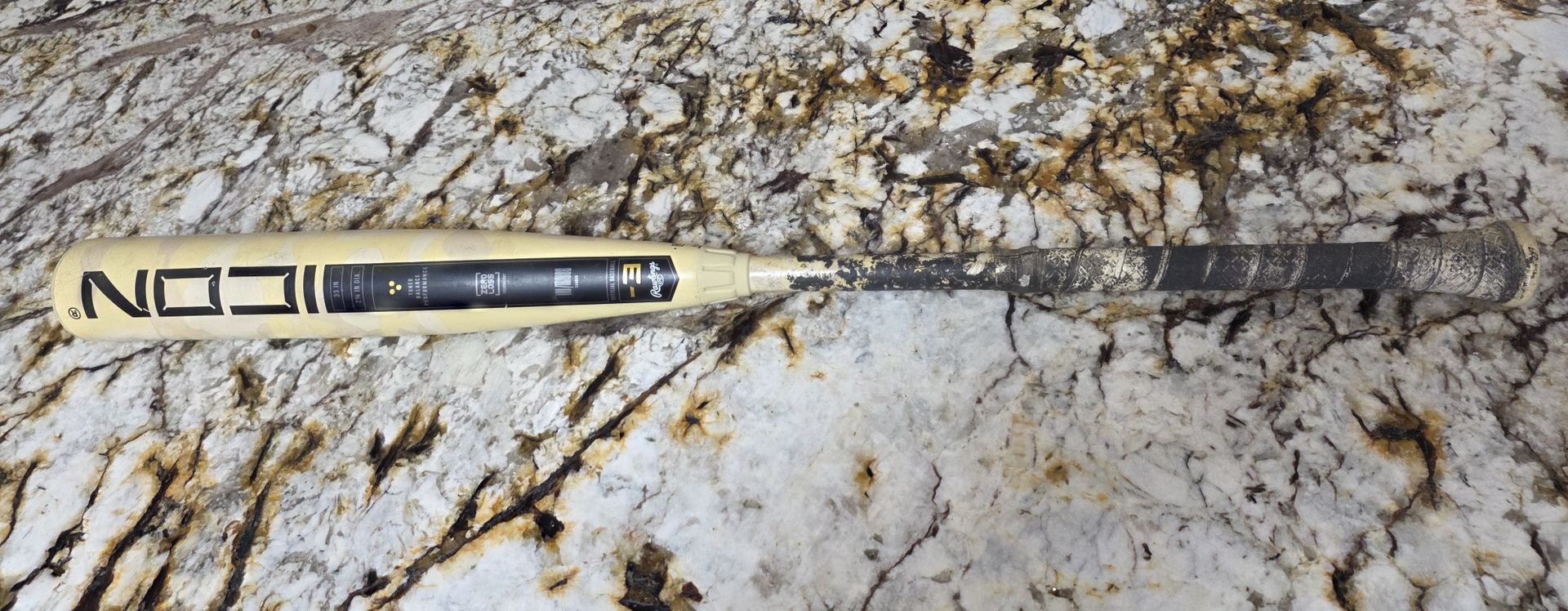 33/30-3 Rawlings Icon BBCOR Bat