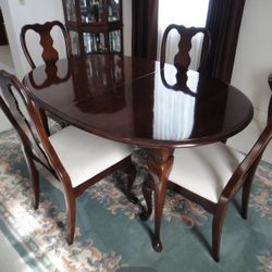 KINCAID CHERRY WOOD DINING TABLE W/2 LEAFS, 6 CHAIRS