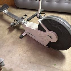 Tunturi R710 Rowing Machine 