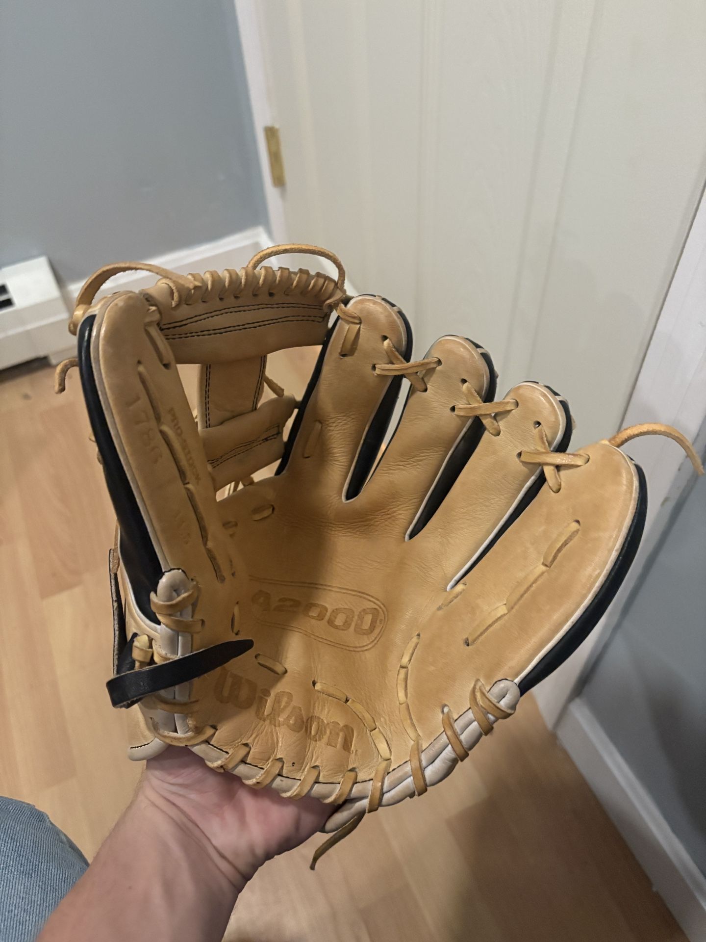 Wilson A2000 Baseball Glove