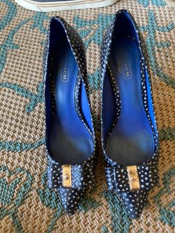 COACH shoe size 7 women’s