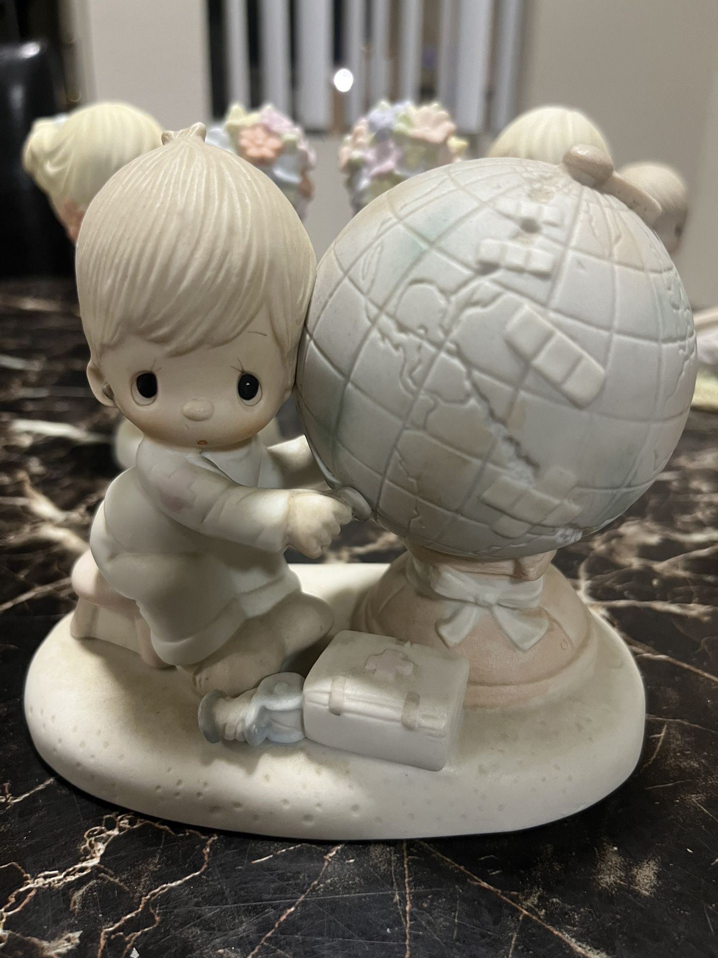 Precious Moments Collectibles Figurines