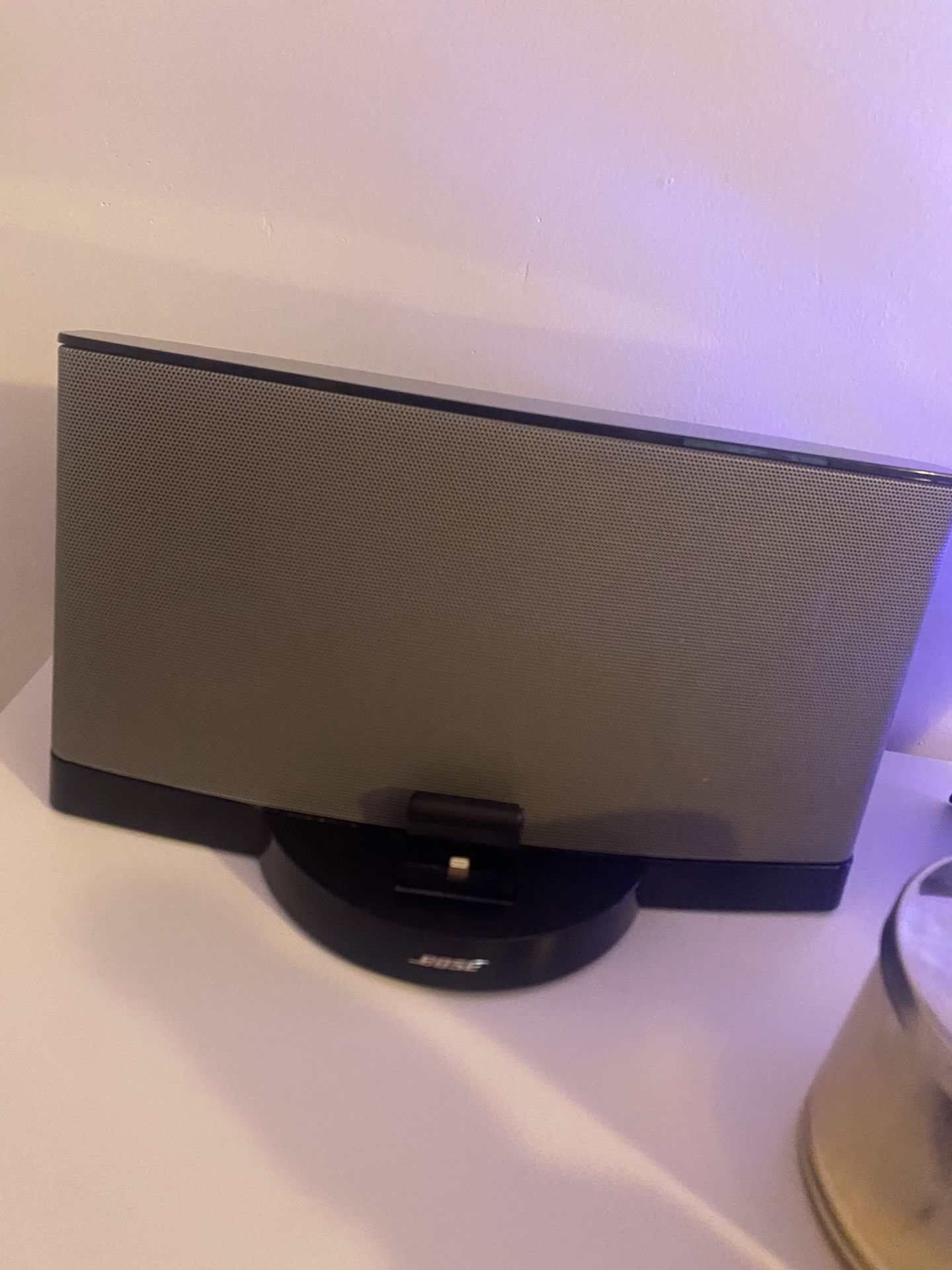 Bose iPhone Speaker - Comes With Power Cord And Works