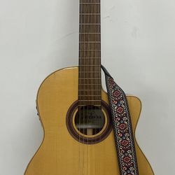 Córdoba GK Studio Negra Nylon Guitar + Córdoba Gig Bag (Need Sold Today)