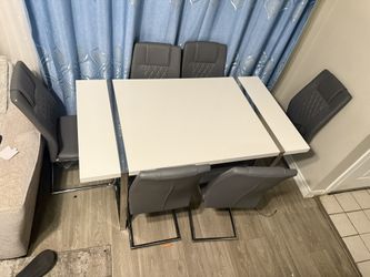 Dining Room Set