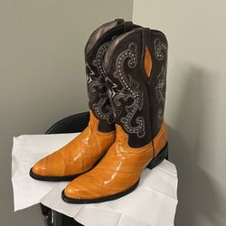 Men’s Boots Size 11-1/2 (Mexico 28-1/2 or US Size 29-1/2). Very Nice and Good Condition !! By Veterano Boots.