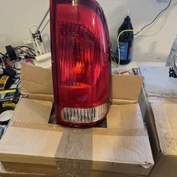 2003-2007  Front And Rear Lights